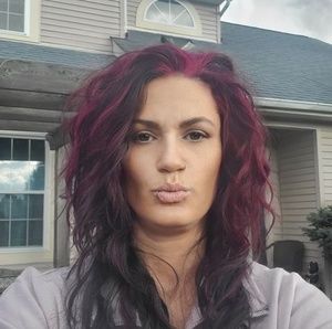 Meet your Posher, Lori